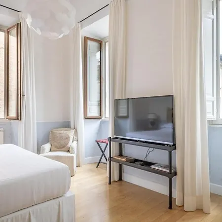 Casa Giulia, A Burghesius Home * Rome